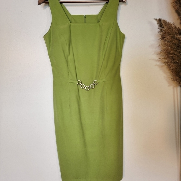 Farouche vintage dress with matching blazer. Bright green. Size 8. - Picture 9 of 14